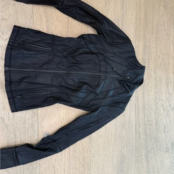 RARE jacket Lululemon define foil Black Activewear Like New - Picture 6 of 6